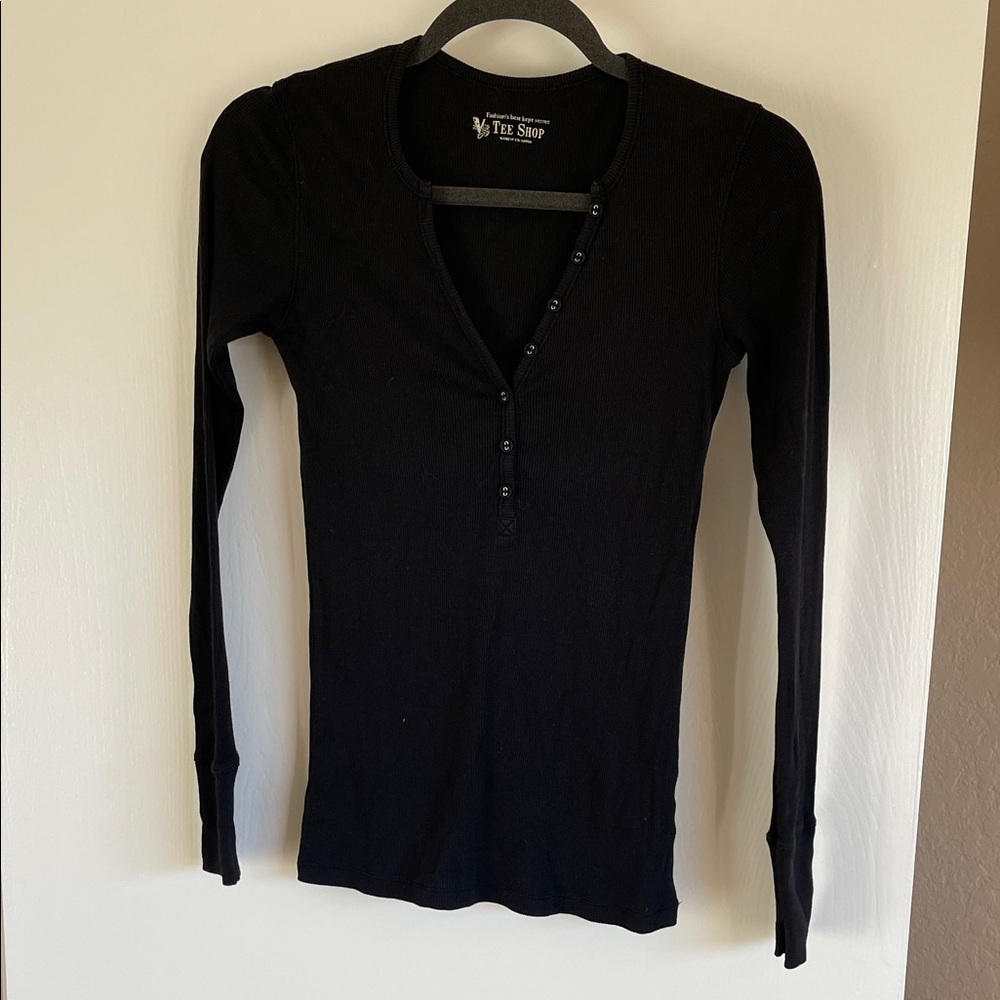 VS Tee Shop Women's Soft Ribbed Black Long Sleeve Sexy Henley Top